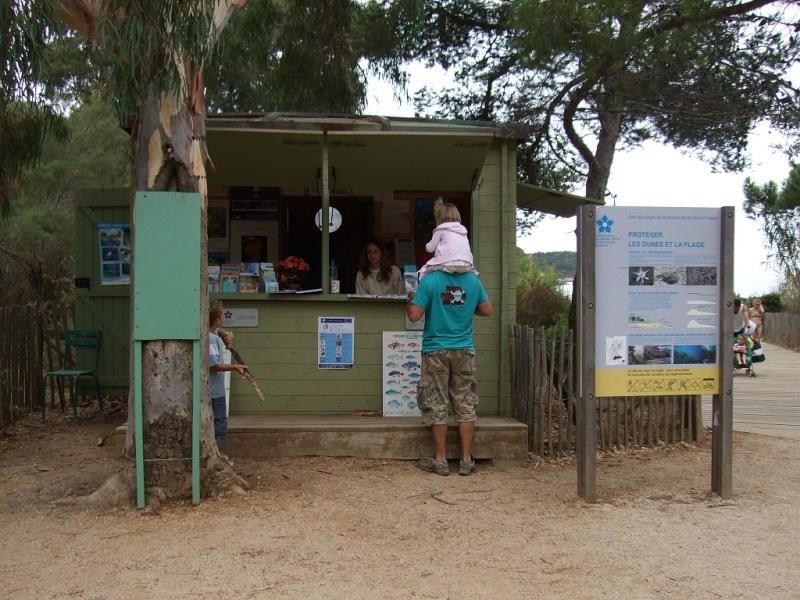 point-d-accueil-du-site-du-cap-lardier.jpg