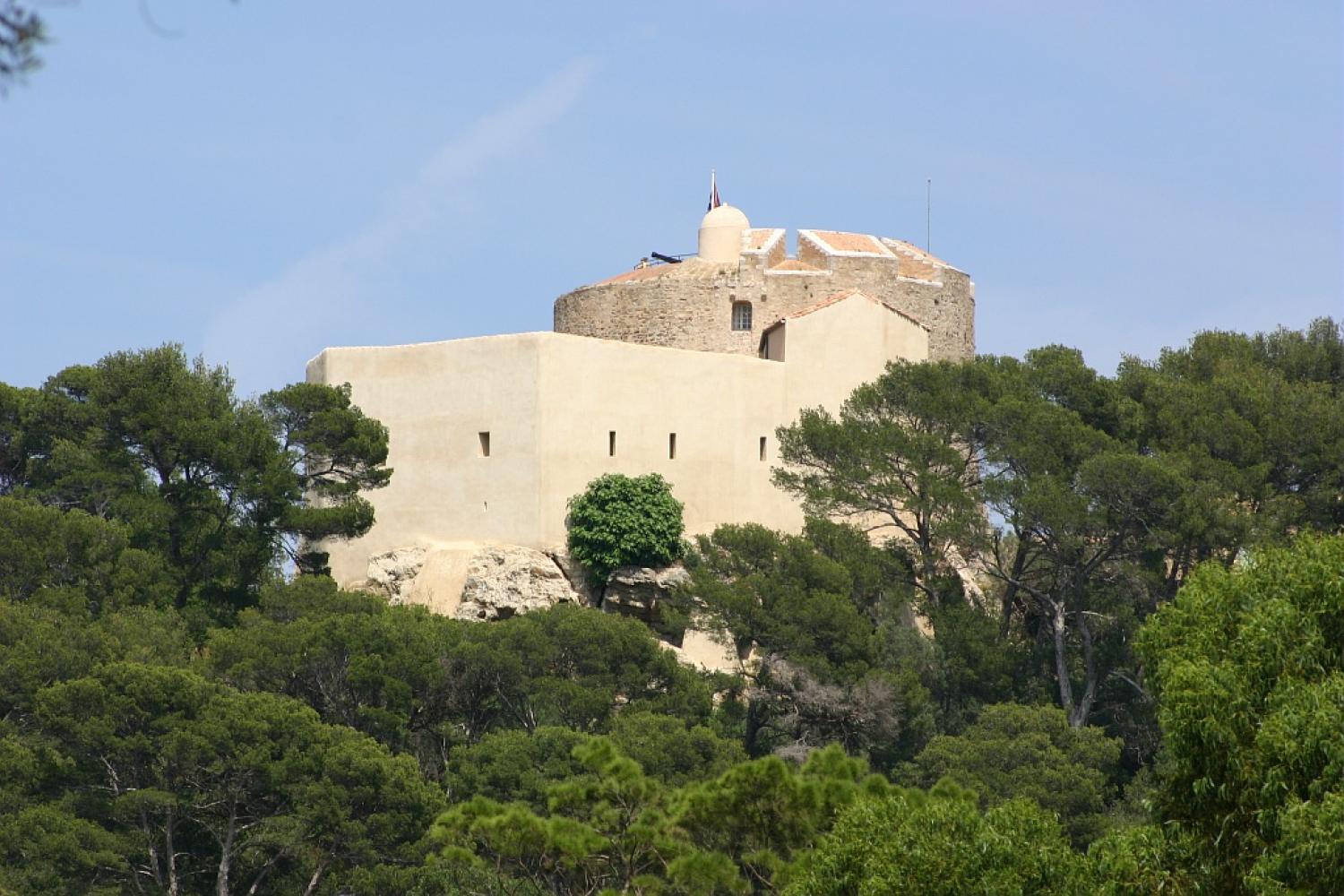 fort-sainte-agathe-a-porquerolles.jpg