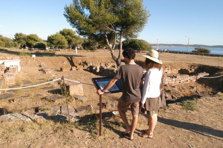 Viste guidée site archéologique Olbia Almanarre