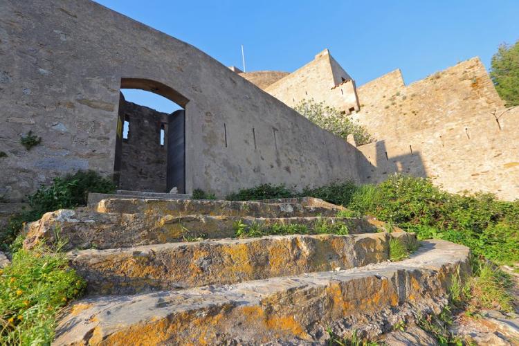 Poterne Nord Sainte Agathe - Entrée Nord Du Fort Sainte Agathe