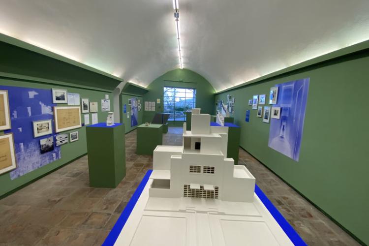 Centenaire de la villa Noailles - exposition dans les salles voutées - Centenaire de la villa Noailles - exposition dans les salles voutées
