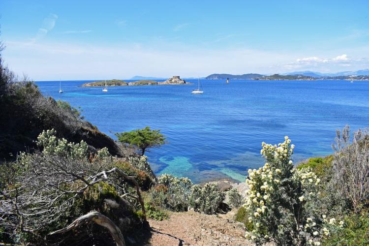 Vue sur le fort du petit Langoustier