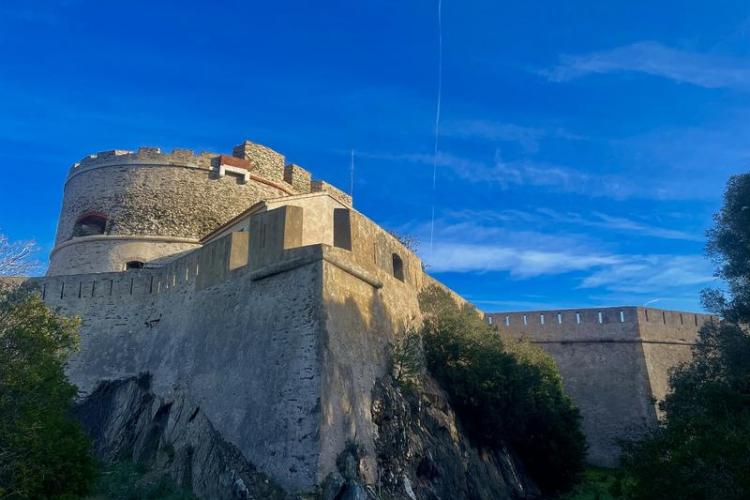 Point Rencontre - Patrimoine b&acirc;ti historique_Hy&egrave;res