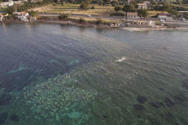 Vue des vestiges immergés depuis le ciel - 